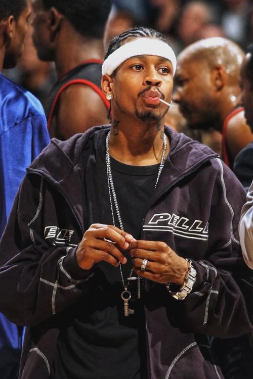 DO：斯图加特与阿森纳就签下法比奥-维埃拉展开接触（斯图加特与阿森纳就引进法比奥·维埃拉展开商谈）