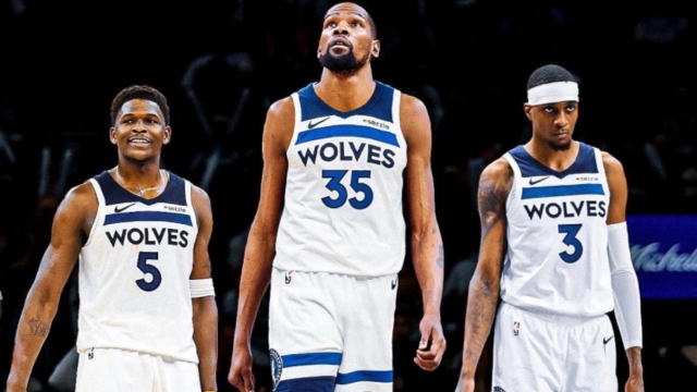 詹俊：德国缺乏顶级中卫压阵；荷兰世界杯进四强难（詹俊：德国缺少顶尖中卫镇守，荷兰晋级世界杯四强难度大）