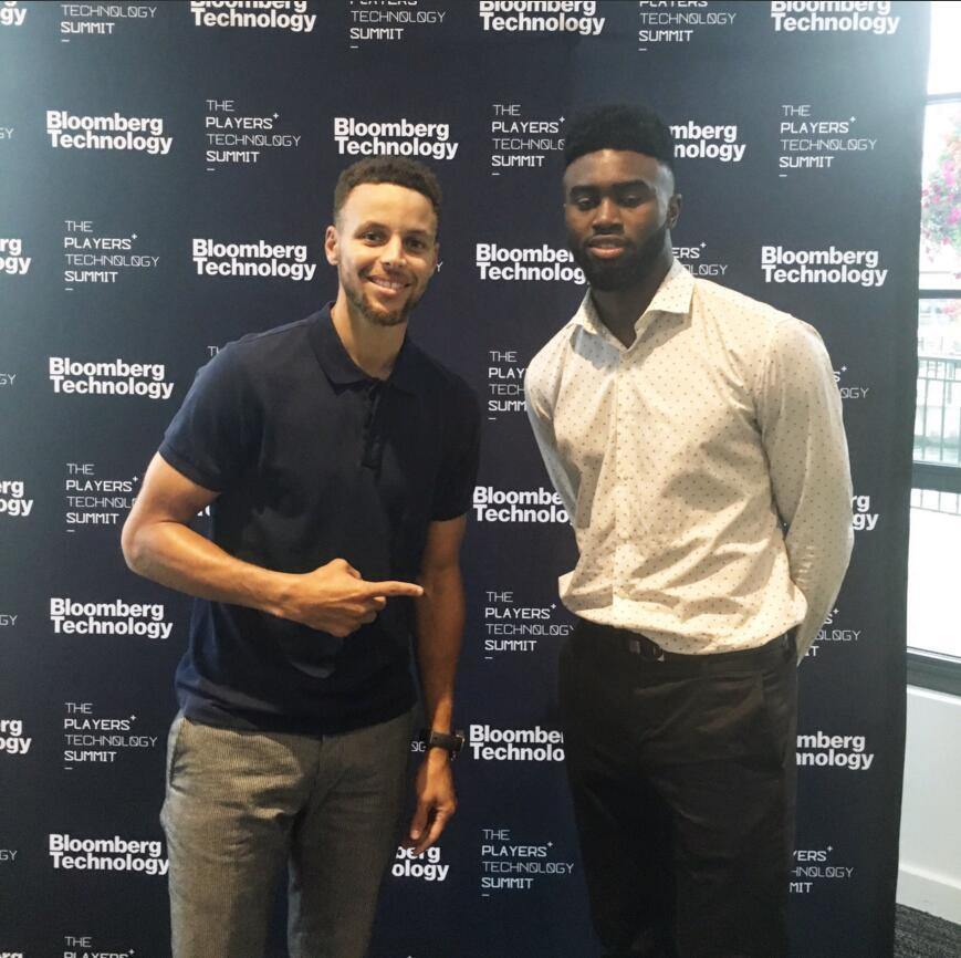 篮球勇士替补中锋封盖高效，数据亮眼（勇士替补中锋防守端高效送帽，数据相当耀眼）