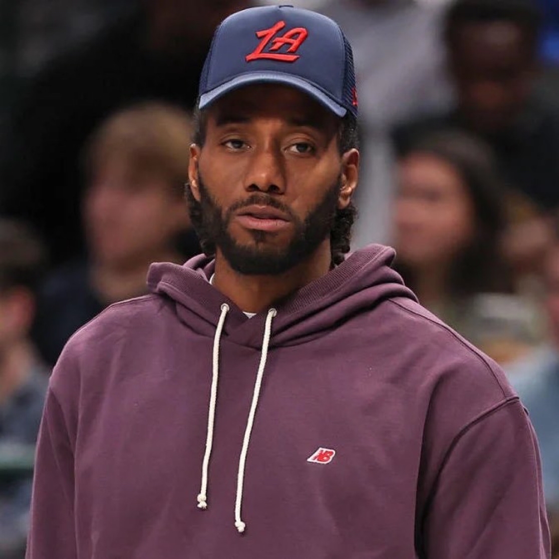 北京时间12月11日凌晨，皇马在欧冠联赛阶段第6轮主场1-2遭曼城逆转。（欧冠第6轮，皇马主场1-2遭曼城逆转（北京时间12月11日凌晨））