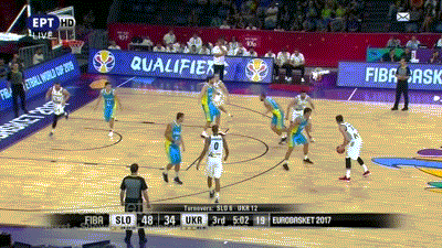 马尔基西奥玩皇马传奇二选一：C罗＞齐达内、大罗（马尔基西奥评皇马传奇：C罗力压齐达内与大罗）