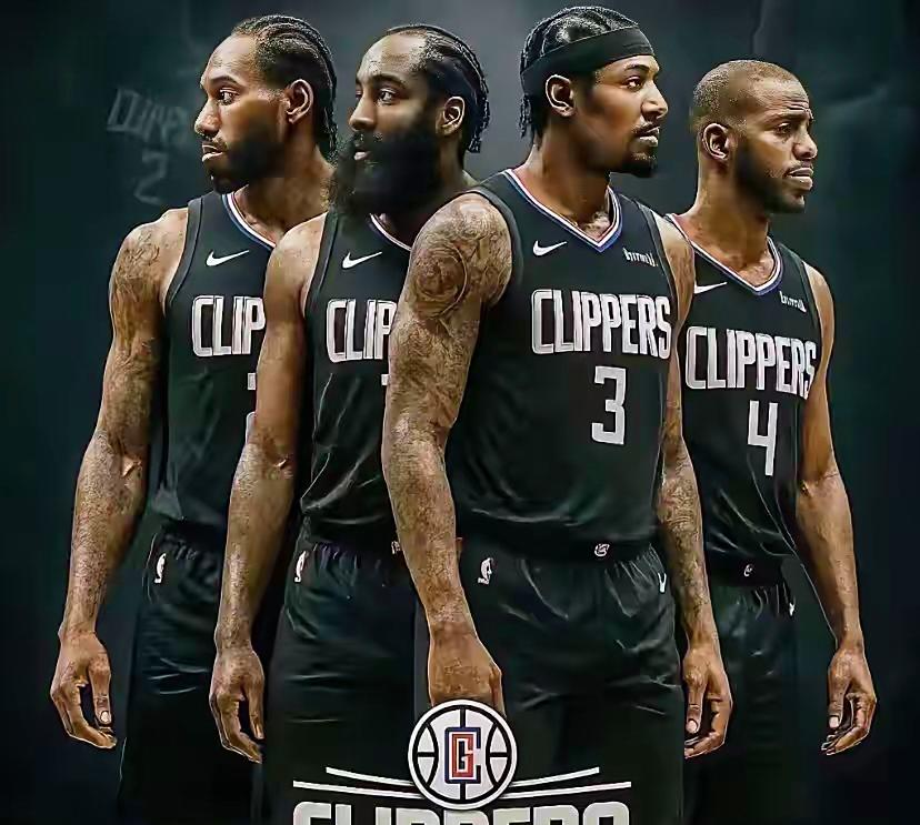 佛罗伦萨连续8场不胜，赛后哲科拿着扩音器与球迷沟通（佛罗伦萨陷入八场不胜，哲科赛后用扩音器与球迷对话）