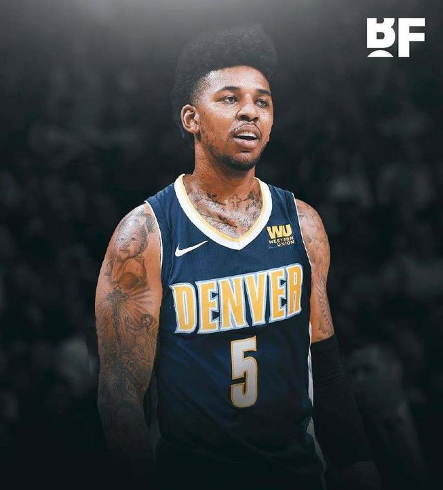 斯科尔斯、卡拉格都认为：哈白布是足球历史上最佳中场组合（斯科尔斯与卡拉格一致认为：哈白布是足坛史上最强中场三人组）