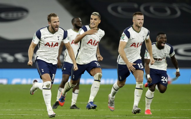 巴萨近10次面对马竞7胜1平2负占优，22-24年取得5连胜（巴萨近10战马竞7胜1平2负占优，2022-2024年豪取五连胜）